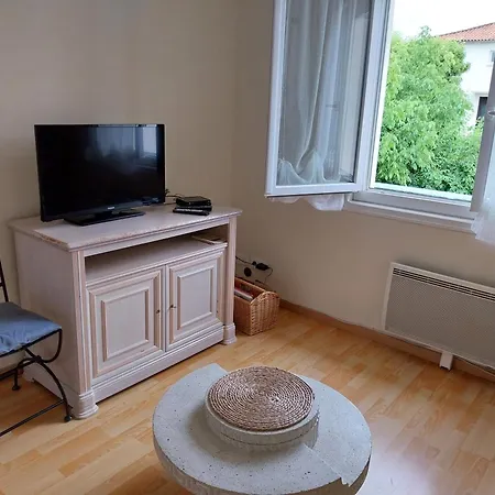 Le Cluzelet Vakantiehuis Jonzac
